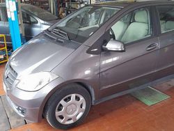 Argento Usata 2010 Mercedes A160 Executive Monovolume | 3900 € (Buon prezzo)