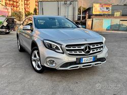 Grigio Usata 2018 Mercedes GLA220 Premium SUV | 17.500 € (Buon prezzo)