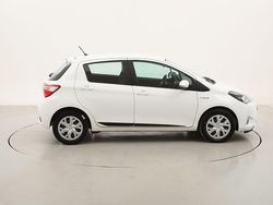 Usata 2018 Toyota Yaris Hybrid Active Due volumi | 11.990 € (Buon prezzo)