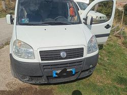 Bianco Usata 2010 Fiat Doblò Monovolume | 2500 € (Buon prezzo)