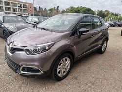 Grigio Usata 2016 Renault Captur Intens SUV | 13.899 € (Molto cara)