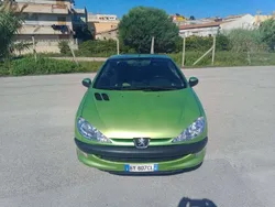 Verde Usata 2001 Peugeot 206 CC Cabrio | 2600 €