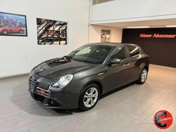 Grigio Usata 2013 Alfa Romeo Giulietta Distinctive Due volumi | 7799 € (Buon prezzo)