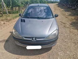 Usata 2003 Peugeot 206 Tre volumi | 1200 € (Ottimo prezzo)
