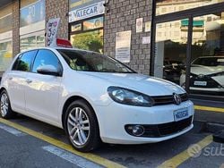 Bianco Usata 2011 VW Golf VI Highline Tre volumi | 5490 € (Ottimo prezzo)