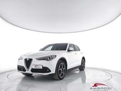 Bianco Usata 2017 Alfa Romeo Stelvio Super SUV | 16.400 € (Ottimo prezzo)