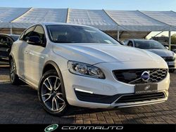 Bianco Usata 2017 Volvo S60 CC Summum Tre volumi | 7900 €
