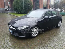 Nero Usata 2021 Mercedes A160 Due volumi | 21.300 € (Buon prezzo)