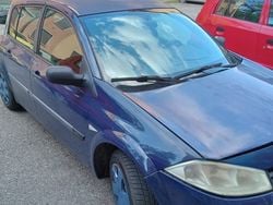 Blu Usata 2005 Renault Mégane II Due volumi | 900 € (Buon prezzo)