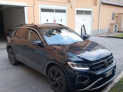 Nero Usata 2024 VW T-Roc Active SUV | 30.200 € (Cara)