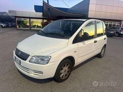 Bianco Usata 2006 Fiat Multipla Monovolume | 2200 € (Buon prezzo)