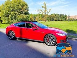 Rosso Usata 2015 Tesla Model S Performance Due volumi | 23.690 €