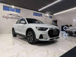 Bianco Usata 2023 Audi A1 Ambiente Tre volumi | 25.900 € (Buon prezzo)