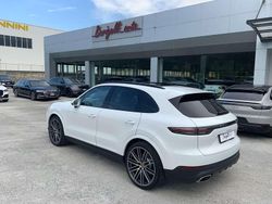 Bianco Usata 2018 Porsche Cayenne SUV | 49.500 € (Buon prezzo)