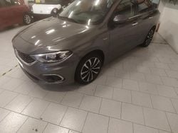 Grigio Usata 2017 Fiat Tipo Lounge Tre volumi | 8900 € (Ottimo prezzo)