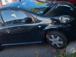 Nero Usata 2011 Toyota Aygo Connect Style Due volumi | 2700 € (Ottimo prezzo)