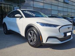 Star white platinum Usata 2021 Ford Mustang Mach-E Standard Range SUV | 28.902 € (Super prezzo)