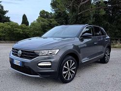 Grigio Usata 2018 VW T-Roc Style SUV | 19.500 € (Cara)