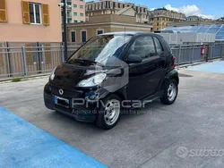 Nero Usata 2012 Smart ForTwo Coupé Pure Coupé | 6100 € (Buon prezzo)