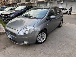 Grigio Usata 2007 Fiat Grande Punto Emotion Due volumi | 3000 € (Buon prezzo)