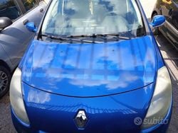 Blu Usata 2011 Renault Clio GrandTour Station wagon | 2000 € (Buon prezzo)