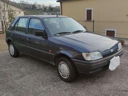 Grigio Usata 1993 Ford Fiesta Tre volumi | 1300 €