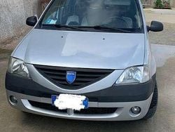 Argento Usata 2008 Dacia Logan Lauréate Tre volumi | 1200 € (Buon prezzo)