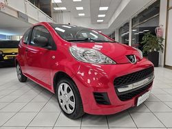 Rosso Usata 2010 Peugeot 107 Due volumi | 5500 € (Buon prezzo)