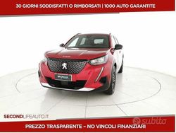 Rosso Usata 2023 Peugeot 2008 Allure SUV | 23.500 € (Buon prezzo)