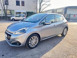 Grigio Usata 2019 Peugeot 208 Allure Due volumi | 7750 € (Ottimo prezzo)