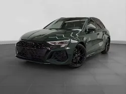 Goodwoodgrün perleffekt Usata 2024 Audi RS3 Exclusive Due volumi | 59.900 € (Buon prezzo)