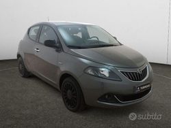 Grigio Usata 2022 Lancia Ypsilon Gold Due volumi | 11.200 € (Buon prezzo)