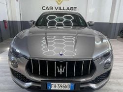 Grigio Usata 2017 Maserati Levante GranLusso SUV | 28.000 € (Ottimo prezzo)