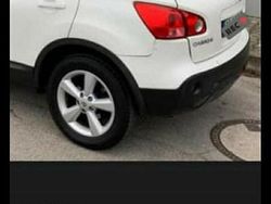 Bianco Usata 2010 Nissan Qashqai SUV | 3999 €