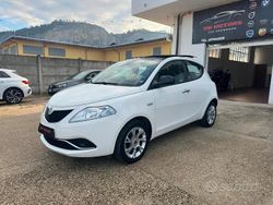 Bianco Usata 2016 Lancia Ypsilon Platinum Due volumi | 9200 € (Buon prezzo)