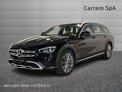 Nero ossidiana Usata 2021 Mercedes E220 Station wagon | 34.900 € (Molto cara)