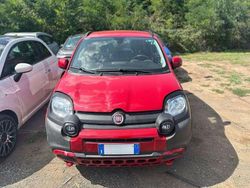 Rosso Usata 2024 Fiat Panda Cross Tre volumi | 11.450 € (Buon prezzo)