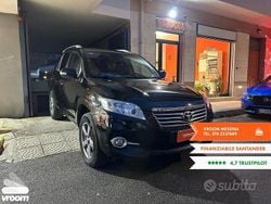 Usata 2013 Toyota RAV4 Lounge SUV | 6990 € (Ottimo prezzo)