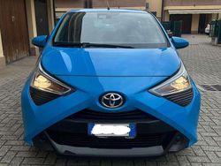 Blu/azzurro Usata 2019 Toyota Aygo Cool Due volumi | 10.800 € (Buon prezzo)