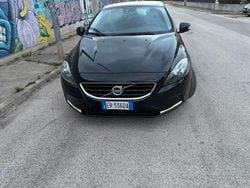 Usata 2013 Volvo V40 Kinetic Tre volumi | 5800 € (Ottimo prezzo)