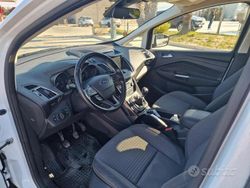 Usata 2015 Ford C-MAX Monovolume | 8000 € (Buon prezzo)