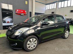 Nero Usata 2006 Toyota Yaris Sol Tre volumi | 3990 € (Buon prezzo)
