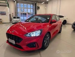 Rosso Usata 2020 Ford Focus ST-Line Tre volumi | 15.200 € (Ottimo prezzo)
