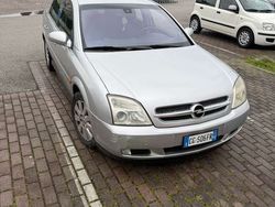 Grigio Usata 2002 Opel Vectra Tre volumi | 1400 €