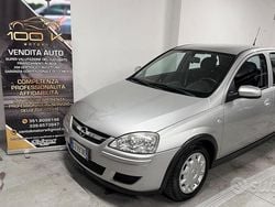 Grigio Usata 2006 Opel Corsa Tre volumi | 2990 € (Buon prezzo)