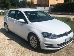 Bianco Usata 2013 VW Golf VII Sound Due volumi | 7000 € (Buon prezzo)