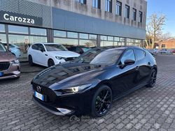 Jet black Usata 2023 Mazda 3 Exceed Tre volumi | 23.400 € (Buon prezzo)