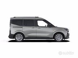 Grigio Usata 2025 Ford Tourneo Courier Titanium Monovolume | 22.900 € (Buon prezzo)