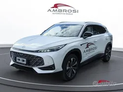 White pearl Nuova 2025 MG HS Luxury SUV | 25.200 € (Ottimo prezzo)
