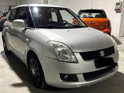 Usata 2007 Suzuki Swift Due volumi | 2500 € (Molto cara)